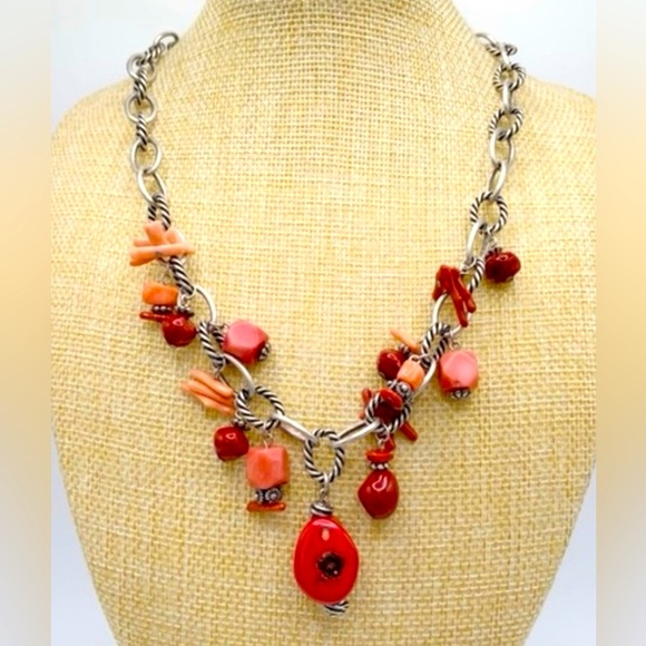 Sweet red and coral bead necklace - Picture 1 of 1